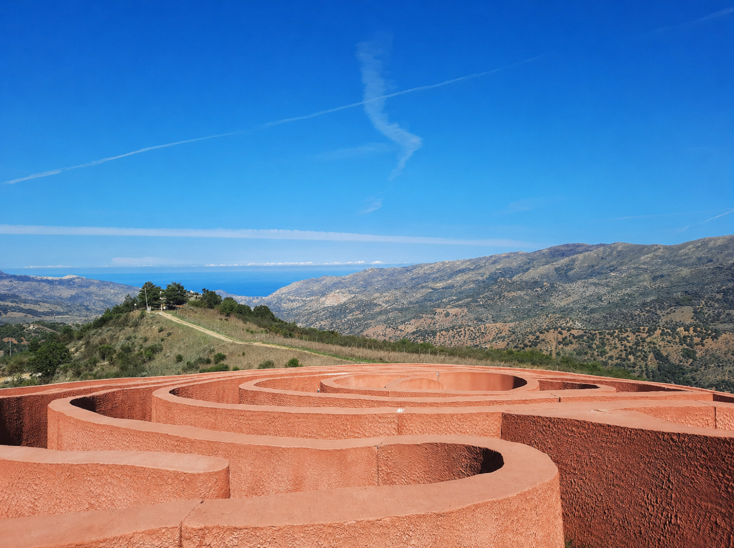 Fiumara d'Arte provincia di Messina Labirinto di Arianna vista